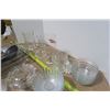 Image 3 : Box of Misc. Kitchenwares Including Glass Bowls and Dishes