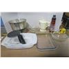 Image 1 : Box of Misc. Kitchenware Including Glass Bowls,