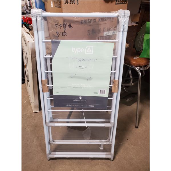 BRAND NEW DRYING RACK