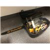 Image 1 : Poulan Pro 18in gas chainsaw w/ case