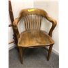 Image 2 : Wooden ladder & chair
