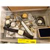 Image 3 : 3 boxes of watch parts