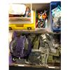 Image 3 : Mixed table lot - Mega Blok Halo vehicles/ LEGO blocks/ toys and other constructs
