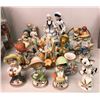 Image 1 : Group of 14 vintage figurines