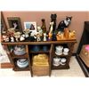 Image 1 : Movie set Assortment of 15 cats ornaments and cutlery