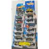 Image 1 : Group of 16 assorted Hot Wheels die-cast