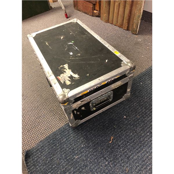 Heavy duty padded rhino box w/ wheels - approx. 17in x 30in x 11in