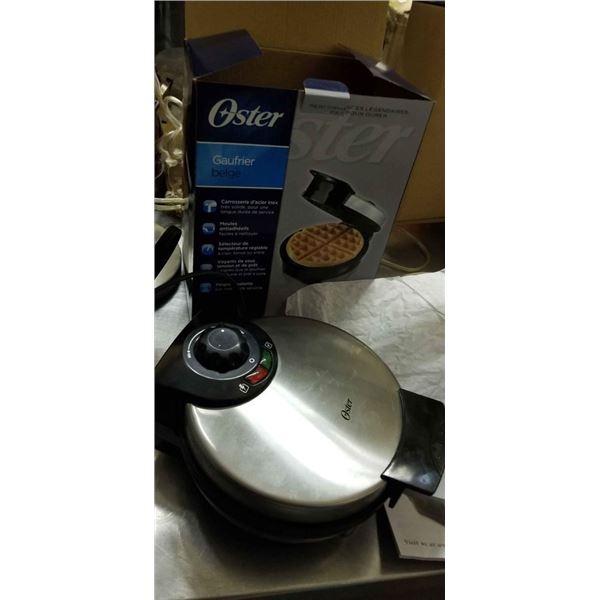 New waffle maker w open box, Look like new!