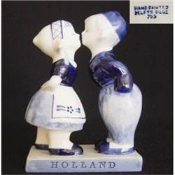 Delft Figurine of Boy and Girl Kissing #2337961