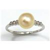 Image 1 : Pearl, Diamond and Platinum Ring #2348107