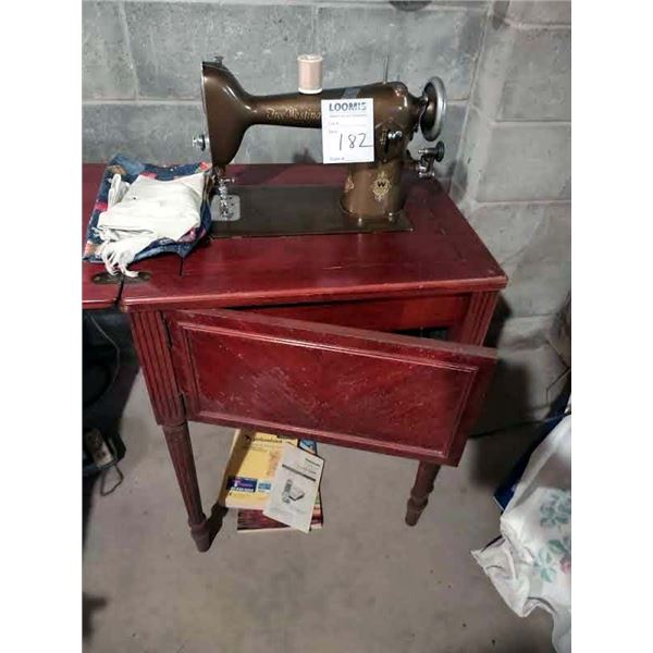 ANTIQUE FREE WESTINGHOUSE SEWING MACHINE & TABLE