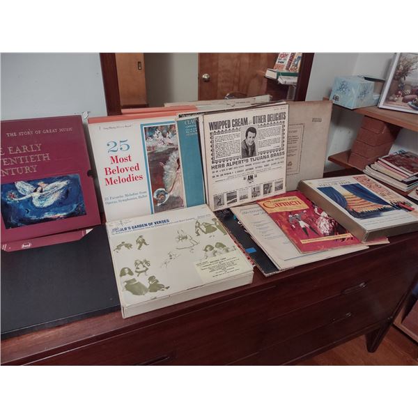 VINTAGE LP COLLECTION, FEATURING THE GREATEST COMPOSERS OF THE 20TH CENTURY