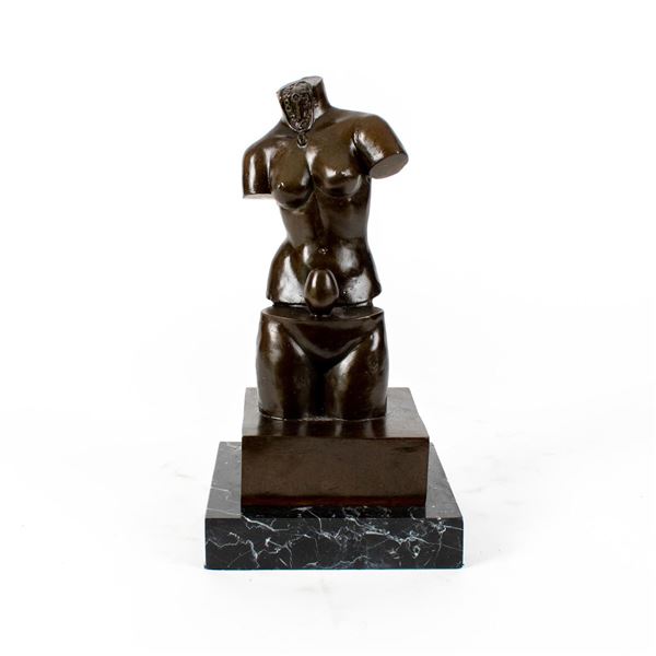 After Salvador Dali (Spanish 1904-1989) Bronze Sculpture, Venus Spatiale