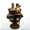 Image 5 : Impressive Palatial Mid-Century Bronze Urn, Cherubs and Lions