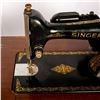 Image 9 : Vintage Singer Sewing Machine and Sewing Table, AJ663970