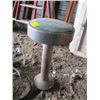 Image 2 : 1950s STOOL