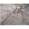 Image 1 : TRIPOD STAND WITH PIPE VICE