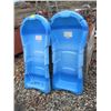 Image 1 : 2 PLASTIC SNOWSLEDS
