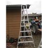 Image 1 : ALUMINUM 8' PICKER LADDER