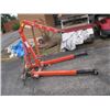 Image 2 : 2 TON HYDRAULIC ENGINE SHOP CRANE