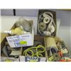 Image 1 : 5 BOXES MISC STRAPS ETC