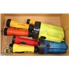 BOX WITH 7 FLASHLIGHTS INCLUDING