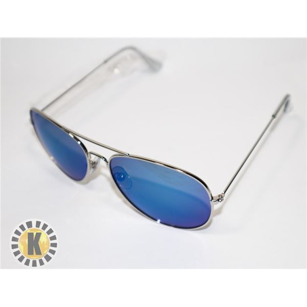 PAIR OF PANAMA JACK SUNGLASSES