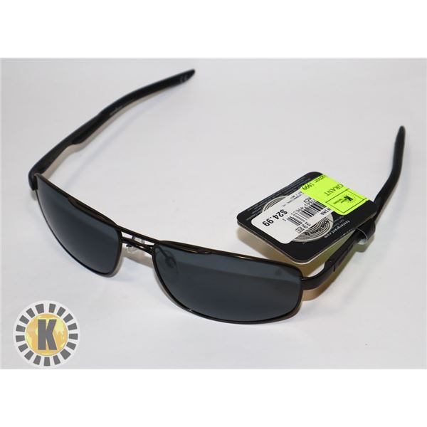 PAIR OF IRONMAN FOSTER GRANT SUNGLASSES