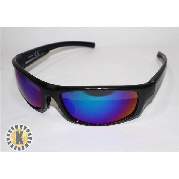 PAIR OF PANAMA JACK SUNGLASSES