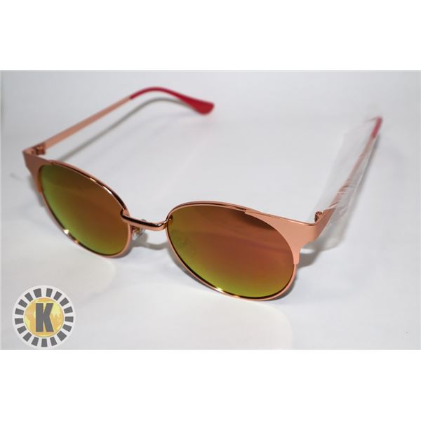 PAIR OF PANAMA JACK SUNGLASSES