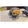 Image 3 : DEWALT CIRCULAR SAW - TESTED WORKING