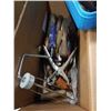 Image 3 : BOX OF VINTAGE TOOLS