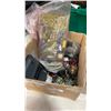 Image 4 : 3 BOXES OF ELECTRICAL AND ELECTRONIC SUPPLIES