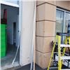 Image 1 : 10 FT WOOD POLE WITH 3 ALUMINUM POLES