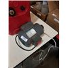 Image 3 : 1HP ELECTRIC MOTOR AND BOAT GAS TANK