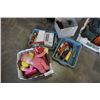 Image 1 : LOT OF GLITTER GLUE, KNIVES, RIGHT ANGLE SQUARES AND MORE