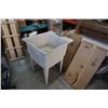Image 1 : PVC WASH TUB WITH TAP