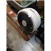 Image 2 : FOAM LINED 46" LONG BOX AND POWER FAN NO KNOB