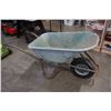 Image 1 : GREEN WHEEL BARROW