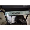 Image 2 : BROIL MATE PROPANE BBQ WITH COVER AND TANK