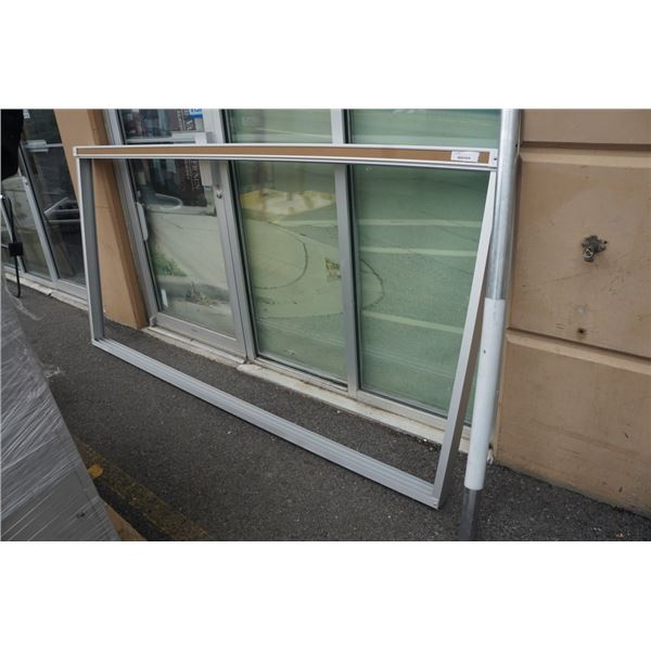 8FT X 4FT METAL FRAME WITH SLIDING ROLLERS