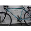 Image 2 : BLUE NISHIKI BIKE