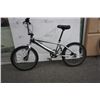 Image 1 : CHROME MONGOOSE BIKE