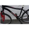 Image 2 : BLACK SCHWINN BIKE