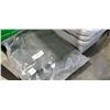 Image 3 : STORAGE BINS AND FLOOR MATS