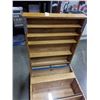 Image 2 : CUSTOM WOOD FOLDING DISPLAY CASE