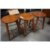 Image 1 : 3 WOOD STOOLS