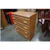 Image 2 : 4 DRAWER OAK FINISH CHEST OF DRAWERS