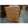 Image 1 : 5 DRAWER OAK FINISH CHEST OF DRAWERS