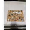 Image 1 : LOT OF PINS AND BROOCHES